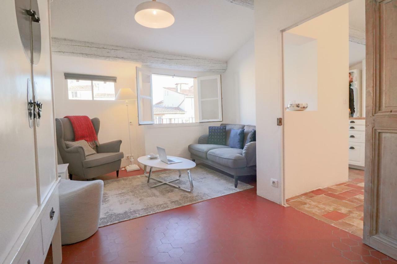 Clt - Unique Duplex & Terrace On The Provencal Market